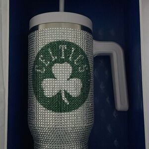 NWT NBA Boston Celtics Limited Edition Rhinestone 40oz Tumbler